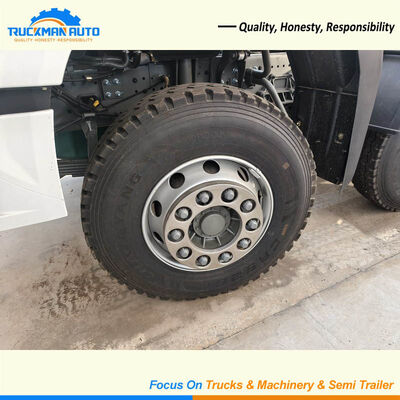 신뢰성 있는 HOWO NX 8x4 12 CBM 시멘트 탱커 트럭 건설용